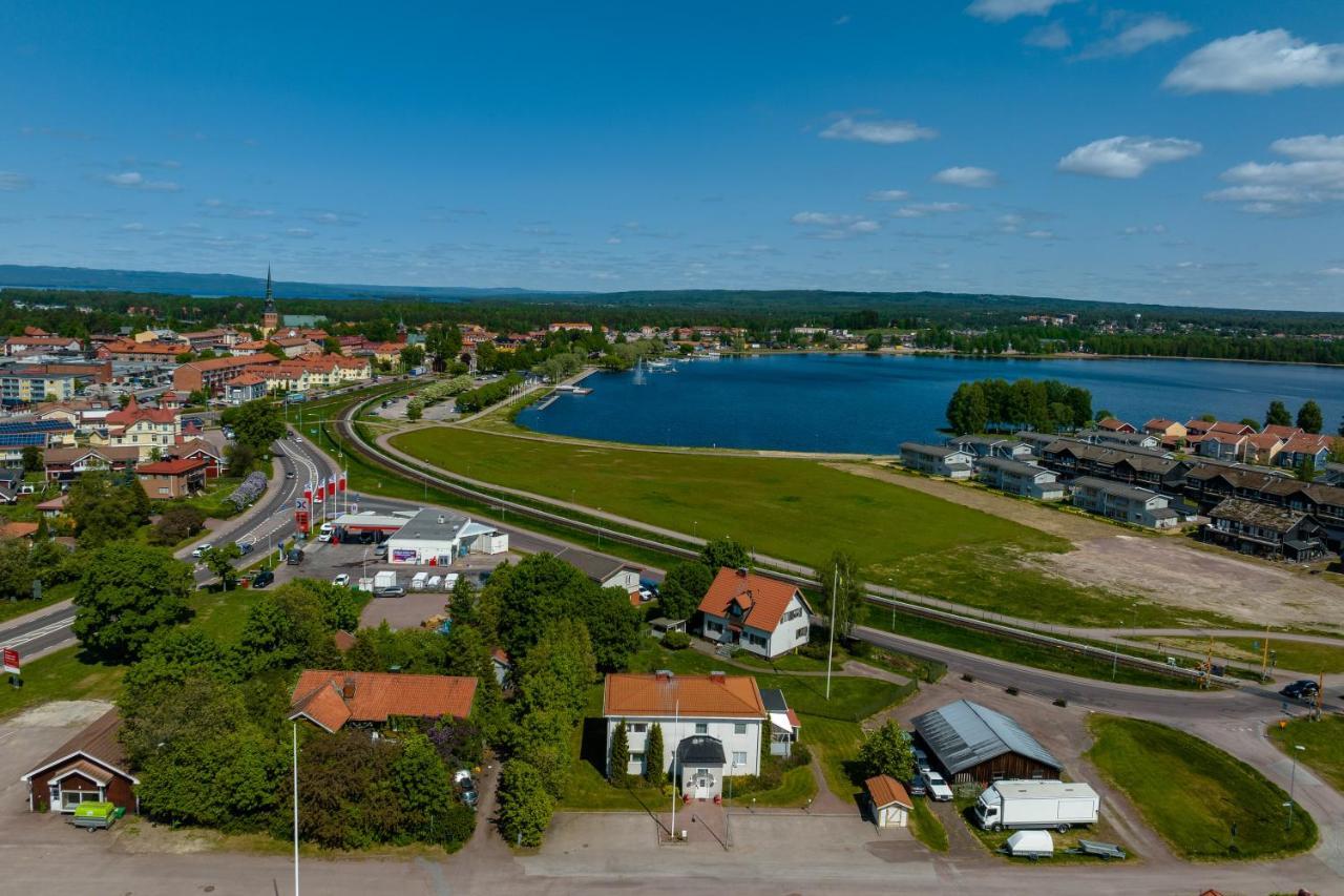 Vandrarhemmet Stranden Mora Exteriér fotografie